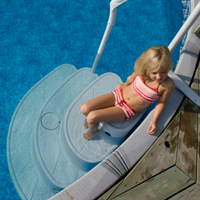 Escalier Majestique pour piscine à fond plat